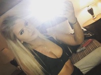 Sophie je z nohavíc veľmi sklamaná Sophie je z nohavíc veľmi sklamaná