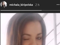 Michala Kiripolská má dekolt hodný pohľadu.