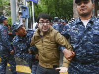 Protivládne protesty v Arménsku Protivládne protesty v Arménsku