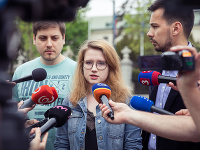 Organizátori Za slušné Slovensko Peter Nagy, Karolína Farská a Juraj Šeliga. Organizátori Za slušné Slovensko Peter Nagy, Karolína Farská a Juraj Šeliga.