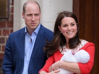 Vojvodkyňa Kate Middleton, princ William a ich tretie dieťatko.