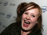 Adele nepatrila medzi krásavice. 