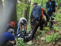 Záchranári HZS transportujú telesné pozostatky nebohého Jozefa