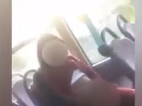 Perverzné divadlo v autobuse Perverzné divadlo v autobuse