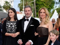 John Travolta s rodinou.