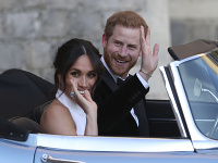 Princ Harry s manželkou Meghan Princ Harry s manželkou Meghan