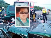 Deväť ľudí zomrelo pri zrážke nákladného auta a mikrobusu z Rumunska. Deväť ľudí zomrelo pri zrážke nákladného auta a mikrobusu z Rumunska.