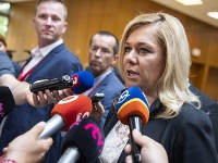 Na snímke ministerka vnútra Denisa Saková počas rozhovoru pre média po zasadnutí vlády v Bratislave