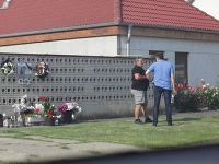 V dome, v ktorom zavraždili Jána Kuciaka a Martinu Kušnírovú prebiehal vyšetrovací pokus.