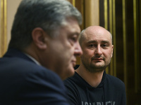 Arkadij Babčenko s Petrom Porošenkom Arkadij Babčenko s Petrom Porošenkom