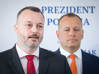 Milan Krajniak sa bude v budúcoročných voľbách uchádzať o post prezidenta SR.