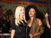 Speváčka Gwen Stefani a raperka Eve v súčasnosti. 