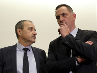 Gilles Simeoni (vpravo) Gilles Simeoni (vpravo)