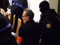 Bossa sýkorovcov odsúdili na doživotie Bossa sýkorovcov odsúdili na doživotie