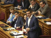 Opozícia protestuje proti dohode s Macedónskom. Opozícia protestuje proti dohode s Macedónskom.