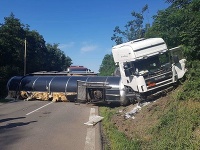 Nehoda kamiónu pri meste Krupina.