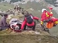 Prístup k zranenej žene bol komplikovaný. Prístup k zranenej žene bol komplikovaný.