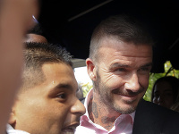 David Beckham mal skvelú náladu. 