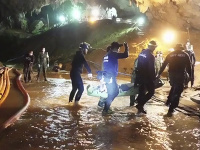 Záchranná akcia v thajskej jaskyni z minulého roka Záchranná akcia v thajskej jaskyni z minulého roka