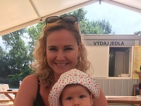 Zuzana Haasová s dcérkou sestry Moniky.