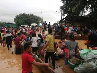 Katastrofa v Laose.