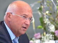 Na snímke podnikateľ Alexej Beljajev počas tlačovej besedy pri príležitosti ohlásenia kandidatúry na post primátora mesta Poprad Na snímke podnikateľ Alexej Beljajev počas tlačovej besedy pri príležitosti ohlásenia kandidatúry na post primátora mesta Poprad