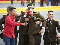 Madurov prejav údajne prerušili výbuchy dronov