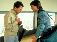 Dustin Hoffman a Tom Cruise vo filme Rain Man