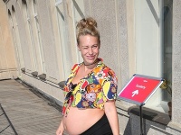 Aneta Krejčíková sa predviedla v outfite, na ktorý by si mnohé tehotné ženy netrúfli. 