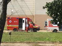 Pracovníka zasiahol elektrický prúd. Pracovníka zasiahol elektrický prúd.