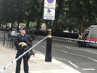 Polícia miesto uzavrela. Polícia miesto uzavrela.