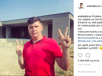 Andrej Bičan sa koncom týždňa pochválil novým hniezdočkom lásky na sociálnej sieti Instagram.