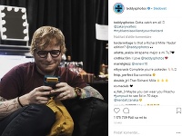 Ed Sheeran nosí obrúčku už dlhší čas. 
