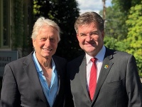 Miroslav Lajčák sa stretol s Michaelom Douglasom Miroslav Lajčák sa stretol s Michaelom Douglasom
