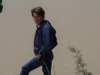 Martin Sheen zamlada - v roku 1973 vo filme Zapadákov