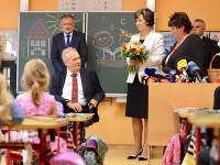 Miloš Zeman na pražskej základnej škole
