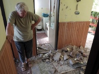 Blesk pani Terézii spustošil interiér domu. Blesk pani Terézii spustošil interiér domu.