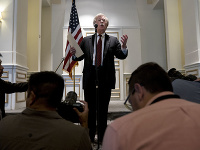 Poradca Bieleho domu John Bolton. Poradca Bieleho domu John Bolton.