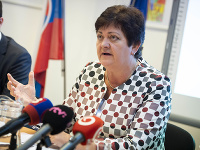 Verejná ochrankyňa práv Mária Patakyová Verejná ochrankyňa práv Mária Patakyová