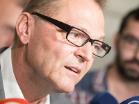 Riaditeľ SIS Anton Šafárik. Riaditeľ SIS Anton Šafárik.
