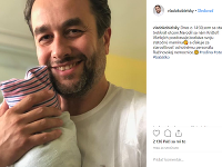 Sympatický herec sa na Instagrame pochválil krásnou správou. Stal sa z neho trojnásobný otecko! 