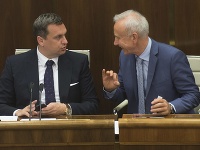 Zelník sa nezúčastnil na troch rokovaniach. Príde o polovicu platu. Danko mu absencie neuznal. Zelník sa nezúčastnil na troch rokovaniach. Príde o polovicu platu. Danko mu absencie neuznal.