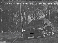 Vodič BMW X5 prekročil maximálnu dovolenú rýchlosť o 72 km/h. Vodič BMW X5 prekročil maximálnu dovolenú rýchlosť o 72 km/h.