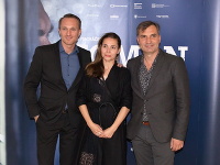 Hlavné postavy stvárnili Marián Mitaš, Kateřina Winterová a Jiří Macháček. 