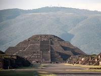 Pyramída Mesiaca Pyramída Mesiaca