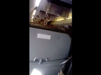 Lietadlo spoločnosti Blue Air muselo pristáť v Bratislave Lietadlo spoločnosti Blue Air muselo pristáť v Bratislave