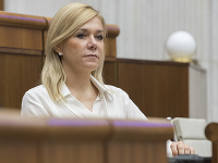 Ministerka vnútra Denisa Saková. Ministerka vnútra Denisa Saková.