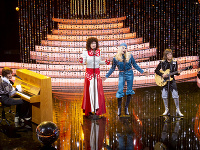 Finálová štvorka stvárnila legendárnu skupinu ABBA.