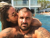 Zuzana Plačková a jej manžel René sa poriadne odviazali. Zuzana Plačková a jej manžel René sa poriadne odviazali.