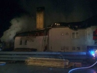 V obci Korňa hasiči zasahovali od nočných hodín.